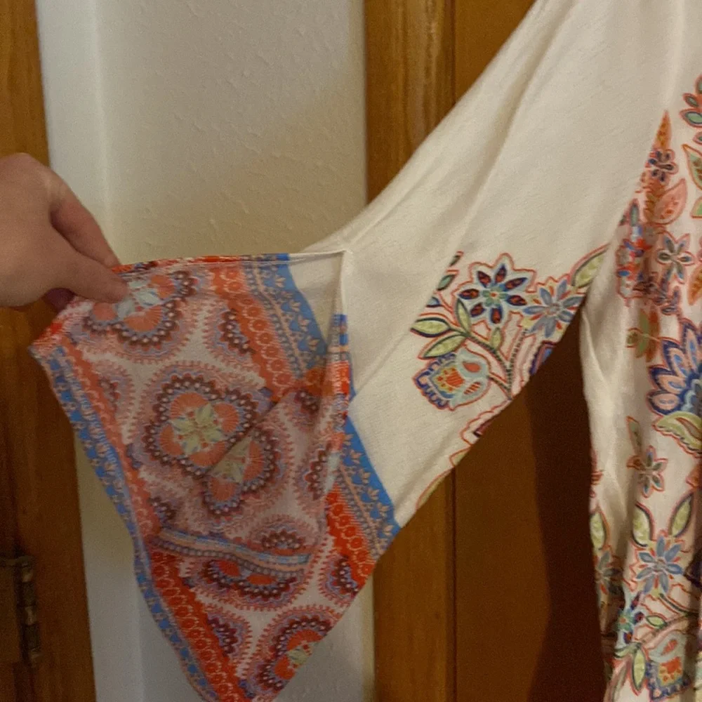 Tunic - Picture 3 of 4
